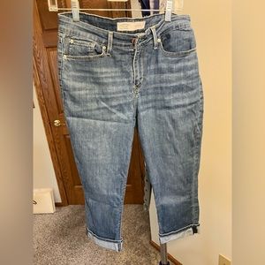 Levi Strauss midrise capri sz 10